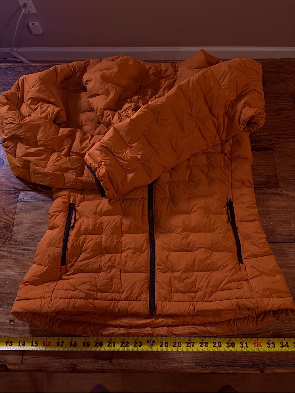 Outdoor vitals women’s Zulu down puffy jacket medium curry hiking backpacking - Picture 7 of 7